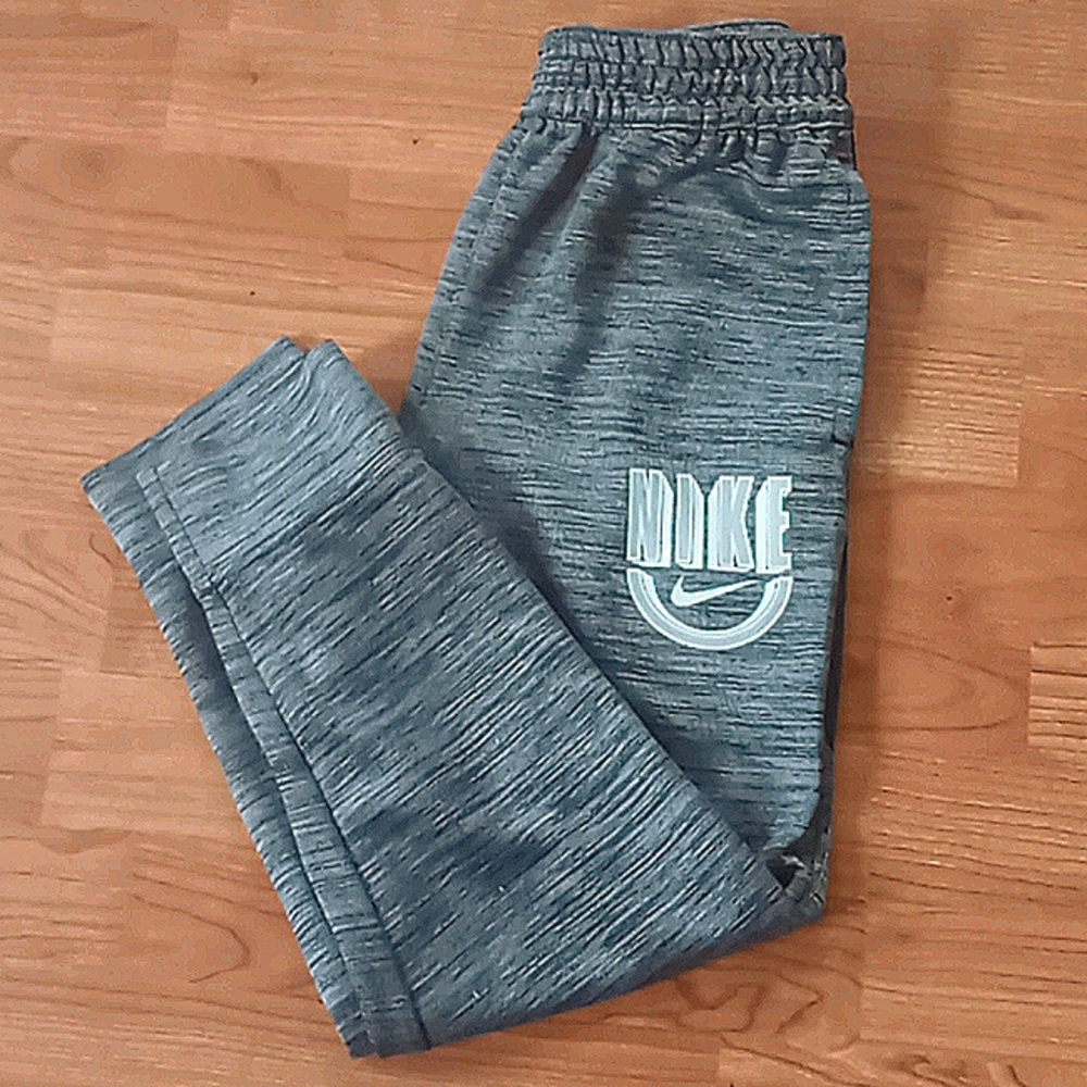 🔥🔥🔥NIKE SWEATPANTS🔥🔥🔥